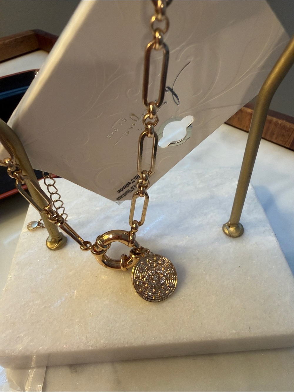 Gold Link Pendant Necklace with White Pearl Choker - Elegant Layered Set - Picture 2 of 2